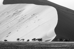 Sossusvlei-dunes-Namib-desert-Namibia